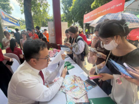 Hội trại 65 năm Học viện Ngân hàng - cơ hội để tân sinh viên tìm hiểu sâu về ngành học