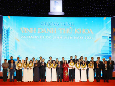 Đại học Đà Nẵng: Lan toả tinh thần hiếu học, khuyến tài