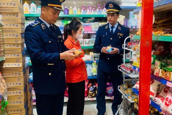 Lạng Sơn: Quyết liệt đẩy mạnh chống buôn lậu, hàng giả dịp Tết 2026