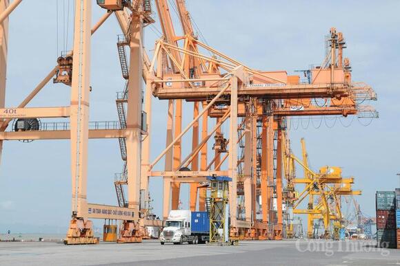 Xuất nhập khẩu hàng hoá hai tháng đầu năm 2026 vượt 155 tỷ USD