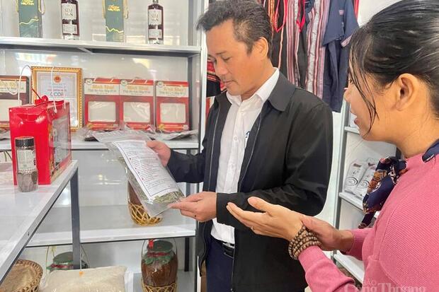 Gia Lai: Khai trương mô hình thương mại hai chiều vùng cao