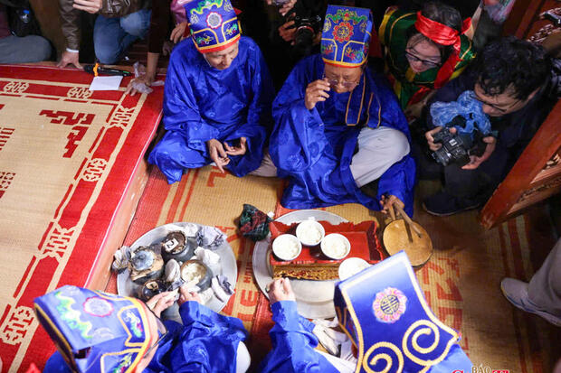 Độc đáo hội thổi cơm thi làng Thị Cấm