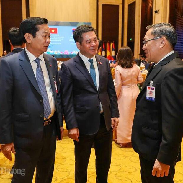 Chùm ảnh: Kỳ họp lần thứ 48 Ủy ban liên Chính phủ Việt Nam - Lào