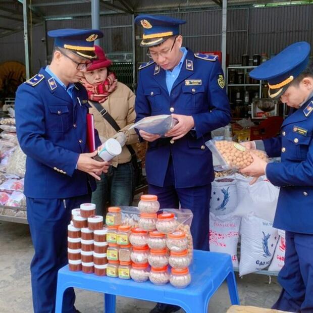 Triển khai cao điểm chống buôn lậu, hàng giả dịp Tết Nguyên đán 2026