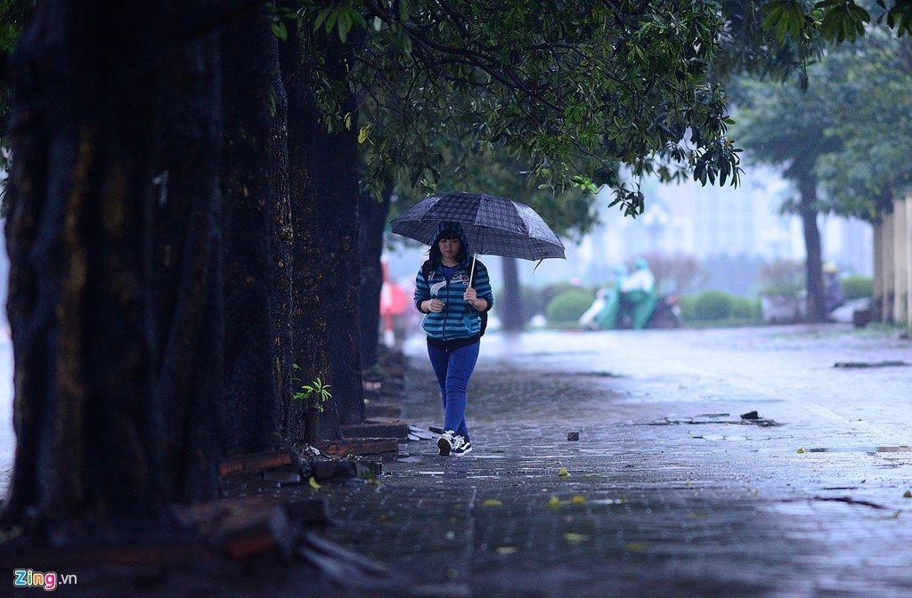 du bao thoi tiet hom nay (13.3): mien bac tiep tuc mua phun va suong mu hinh anh 1