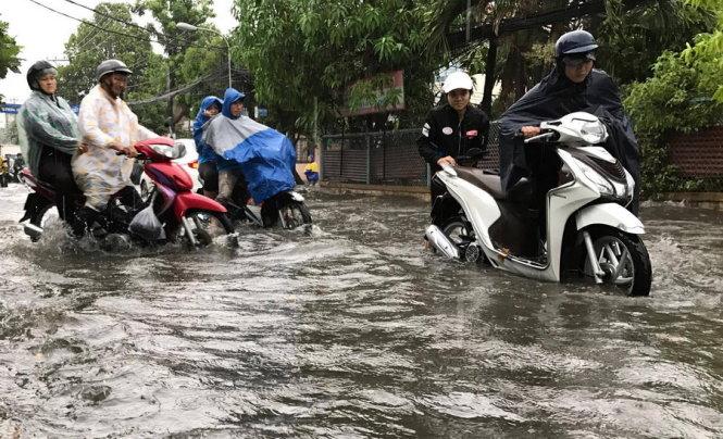 tin-thoi-tiet-ngay-245-mua-nang-that-thuong-tren-ca-nuoc-giadinhvietnam.com 1