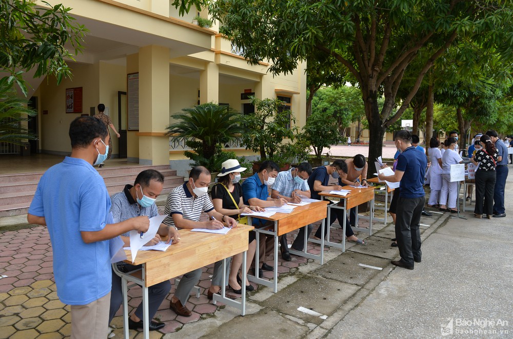 Nghệ An triển khai tiêm vắc-xin phòng Covid-19 đợt 4
