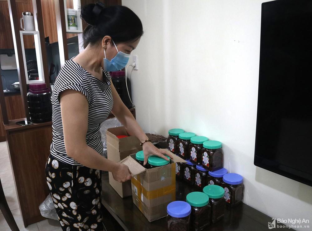 Thực phẩm 'nhà làm' lên ngôi dịp Tết