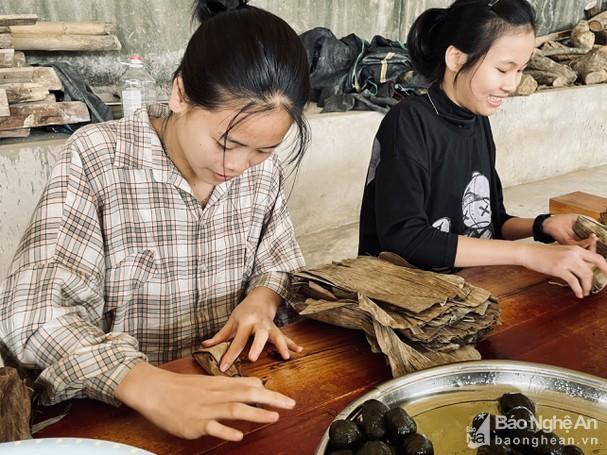 Nhộn nhịp làng nghề truyền thống ở Nghệ An những ngày cận Tết