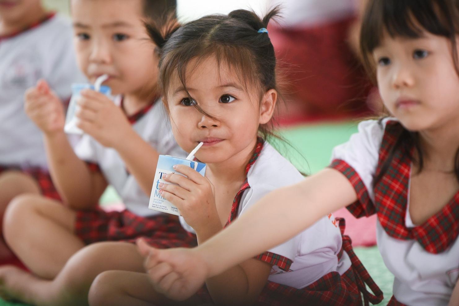 Hơn 1 thập kỷ TH true MILK: Dòng sữa sạch từ trang trại đạt kỷ lục thế giới