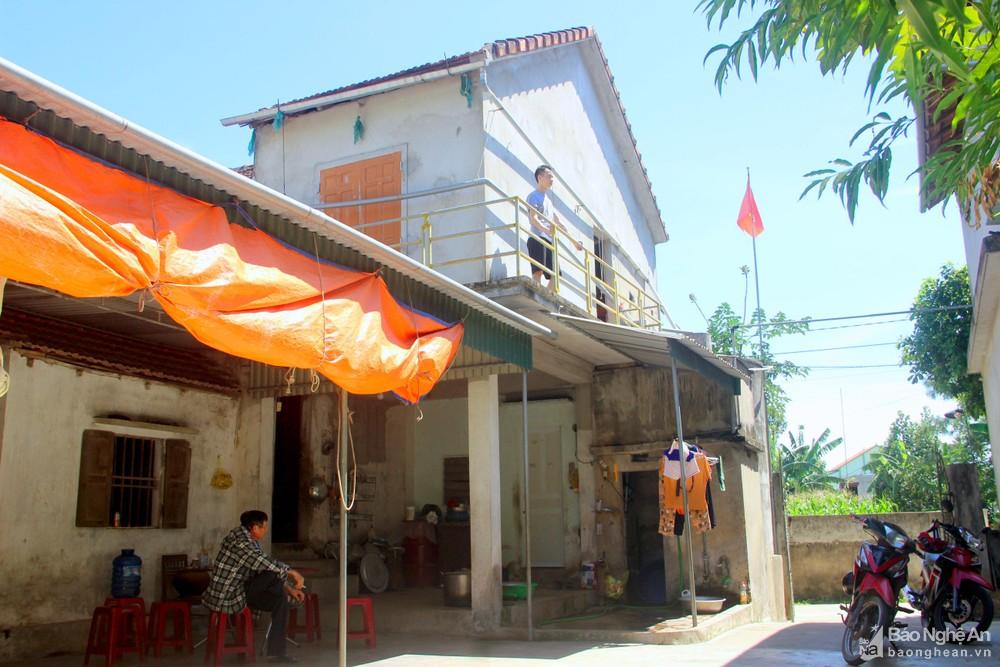 Hàng trăm hộ nghèo tại Nghệ An được xây dựng nhà chống lũ ảnh 2