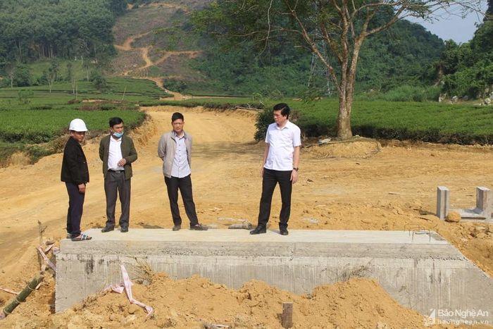 Xây dựng nông thôn mới ở Con Cuông: Nhân lên niềm tin, sự đồng thuận - Báo  Nghệ An