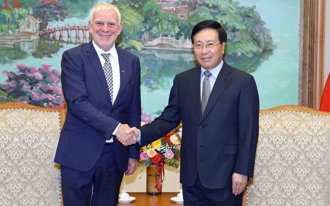 Việt Nam luôn coi trọng tăng cường quan hệ Đối tác chiến lược với Đức | VTV. VN