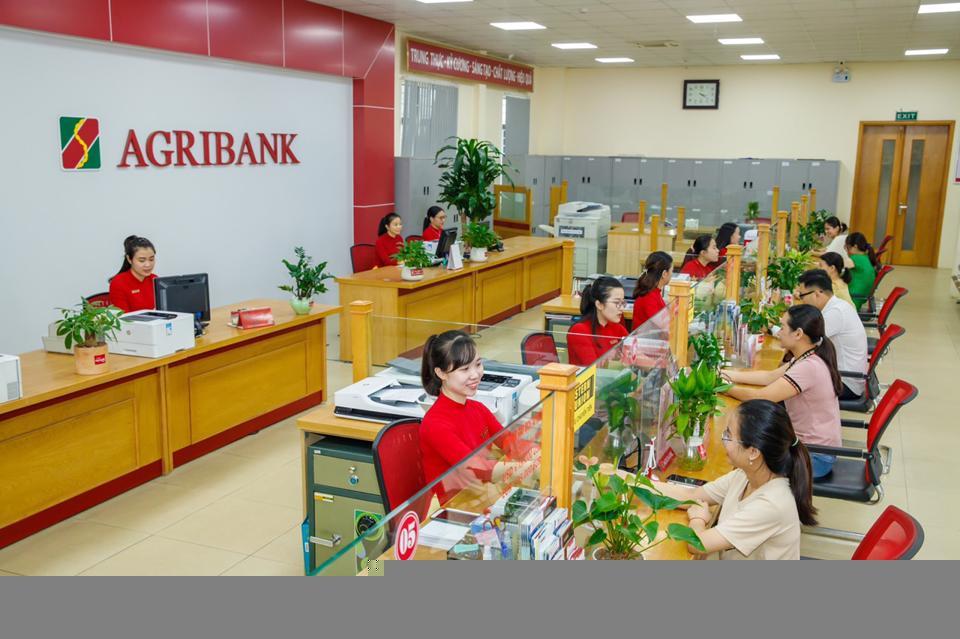 Agribank dành 23,5 tỷ đồng tri ân khách hàng gửi tiền - Ảnh 1