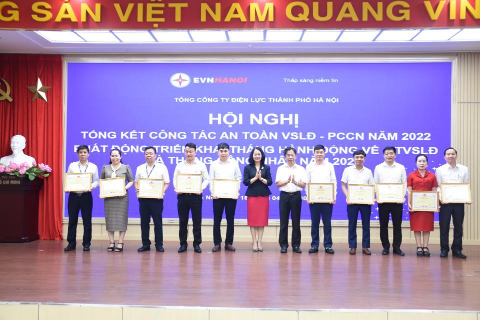 EVNHANOI hưởng ứng Tháng hành động An toàn vệ sinh lao động năm 2023 - Ảnh 1