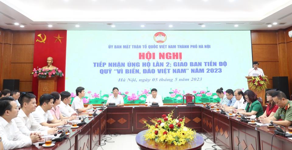 Quang cảnh Hội nghị tiếp nhận ủng hộ lần 2 và giao ban tiến độ Quỹ ''Vì biển, đảo Việt Nam'' năm 2023, do Ủy ban Mặt trận Tổ quốc Việt Nam TP Hà Nội tổ chức 