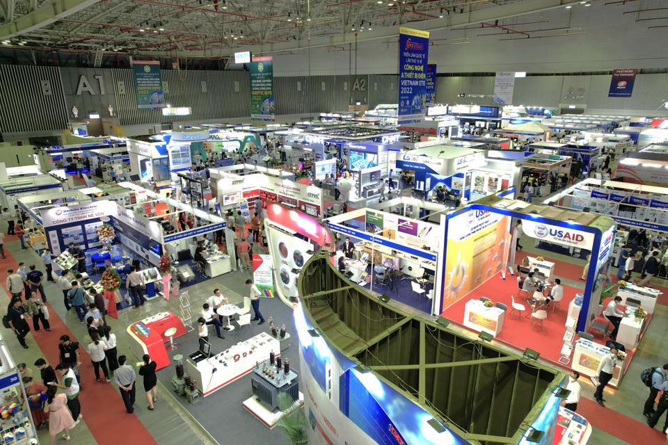 Quang cảnh triển lãm Vietnam ETE & Enertec Expo 2023.