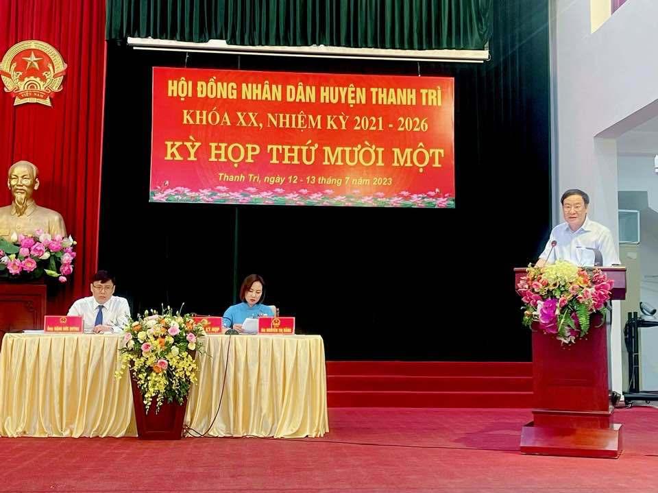 Bí thư Huyện ủy Thanh Trì Lê Tiến Nhật phát biểu chỉ đạo tại Kỳ họp.