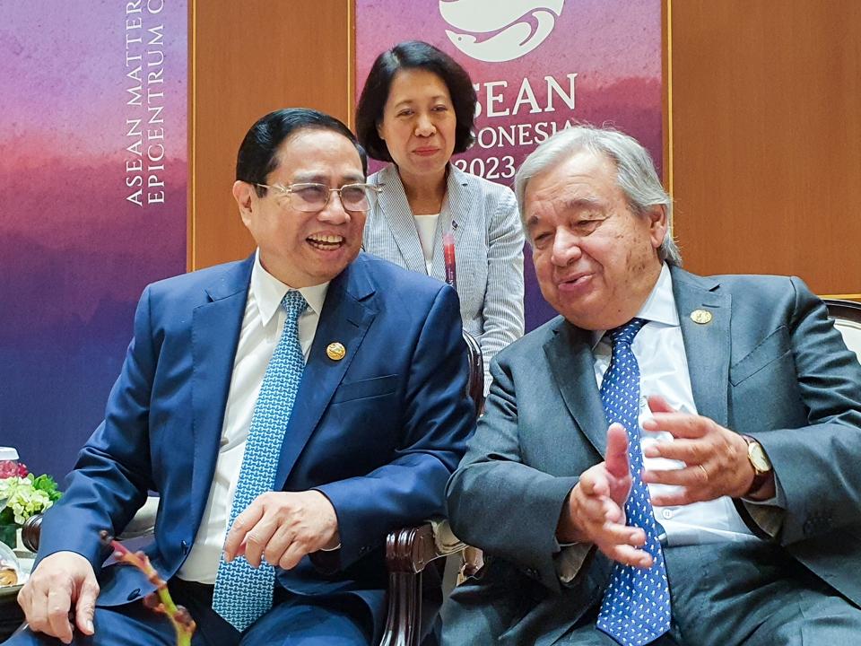 Thủ tướng Phạm Minh Chính và Tổng Thư ký Liên Hợp Quốc António Guterres tại Hội nghị - Ảnh: VGP  