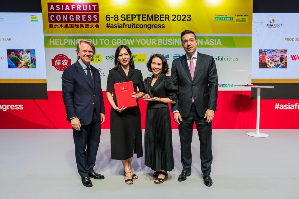 WinCommerce được vinh danh “Nhà bán lẻ của năm 2023” - Ảnh 2