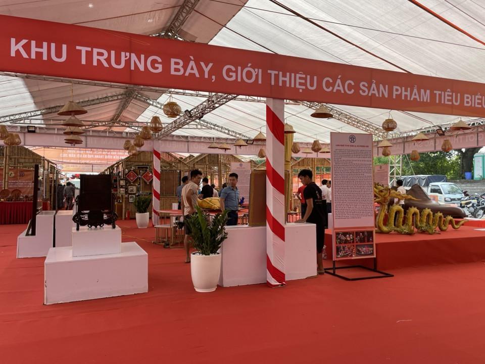 Lễ hội vinh danh l&agrave;ng nghề truyền thống huyện Ph&uacute; Xuy&ecirc;n năm 2023 sẽ c&oacute; 220 gian h&agrave;ng, tr&ecirc;n 1.000 d&ograve;ng sản phẩm n&ocirc;ng sản, thực phẩm chế biến, sản phẩm OCOP ti&ecirc;u biểu