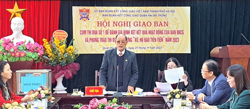 TS Phạm Huy Thông - Phó Chủ tịch Thường trực Ủy ban Đoàn kết Công giáo TP Hà Nội đánh giá kết quả hoạt động các Ban Đoàn kết Công giáo trong Cụm thi đua số 1