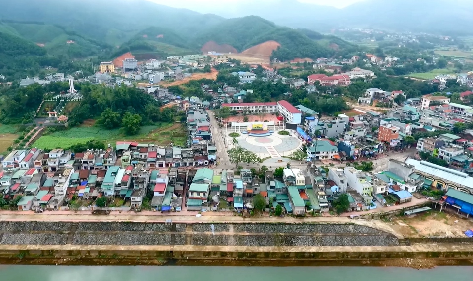 Phó Thủ tướng Chính phủ Trần Lưu Quang ký Quyết định công nhận huyện Ba Chẽ, tỉnh Quảng Ninh đạt chuẩn nông thôn mới năm 2022.