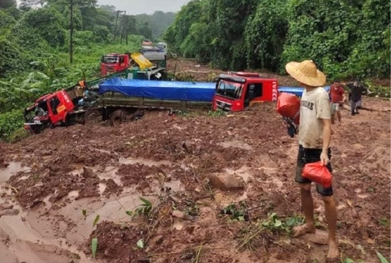 Sạt lở nghiêm trọng tại Đèo Đất (Lào) đầu tháng 8/2023