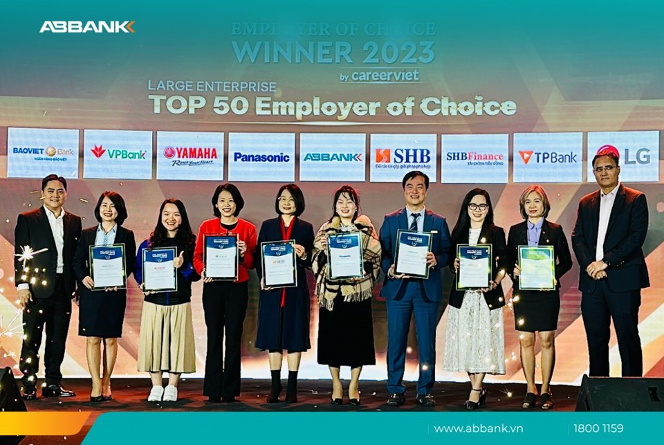 ABBANK được vinh danh “top 10 nhà tuyển dụng yêu thích 2023” - Ảnh 4