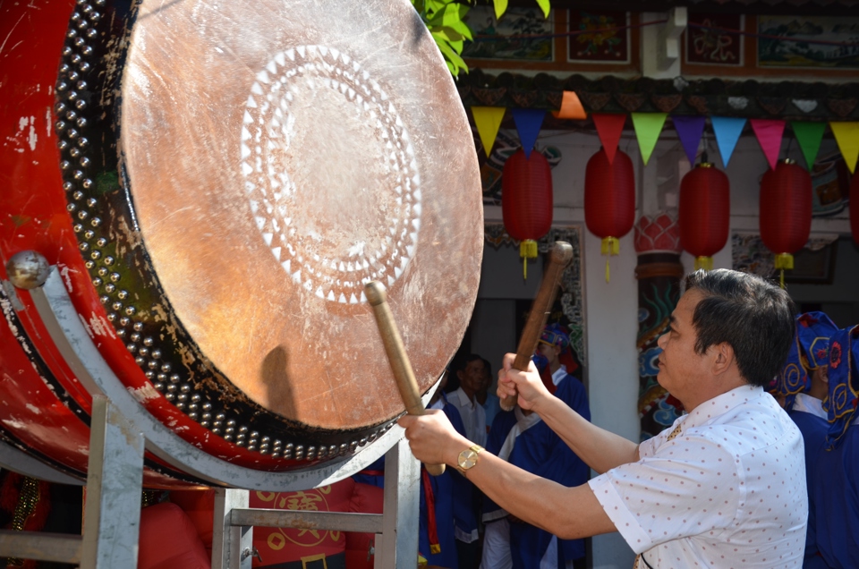 Sáng 23/5, tại huyện Trà Bồng (tỉnh Quảng Ngãi), Lễ hội Điện Trường Bà chính thức được khai mạc.