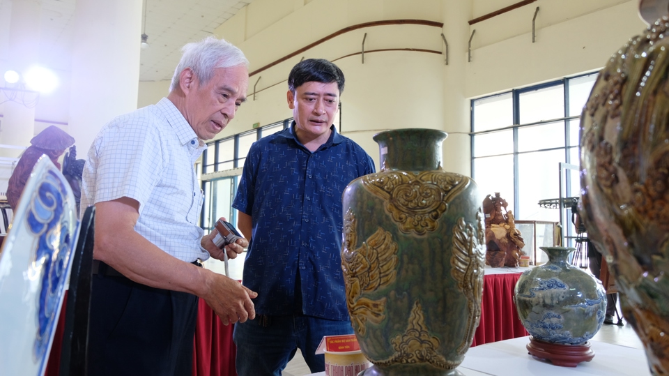 Sau gần 6 tháng phát động, Hội thi sản phẩm làng nghề TP Hà Nội năm 2024 đã thu hút hơn 287 tác phẩm, bộ tác phẩm của 133 tổ chức, cá nhân, nghệ nhân, thợ giỏi đến từ 23 quận, huyện, thị xã.
