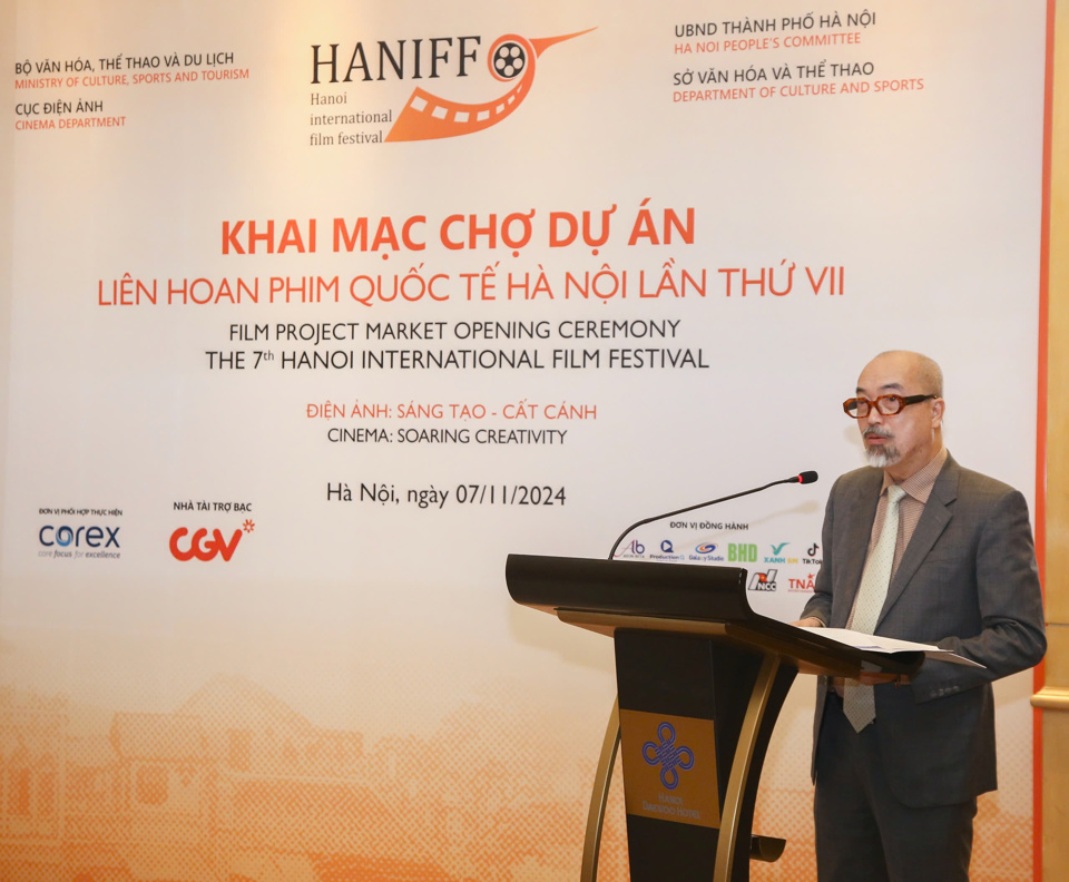Cục trưởng Cục Điện ảnh (Bộ VHTT&DL) Vi Kiến Thành phát biểu khai mạc Chợ dự án. Ảnh: Đào Anh Vũ