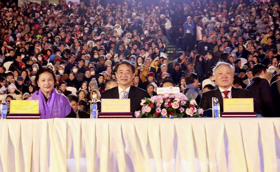 Khai mạc Festival hoa Đà Lạt lần thứ X- lung linh, đặc sắc và hoành tráng - Ảnh 1