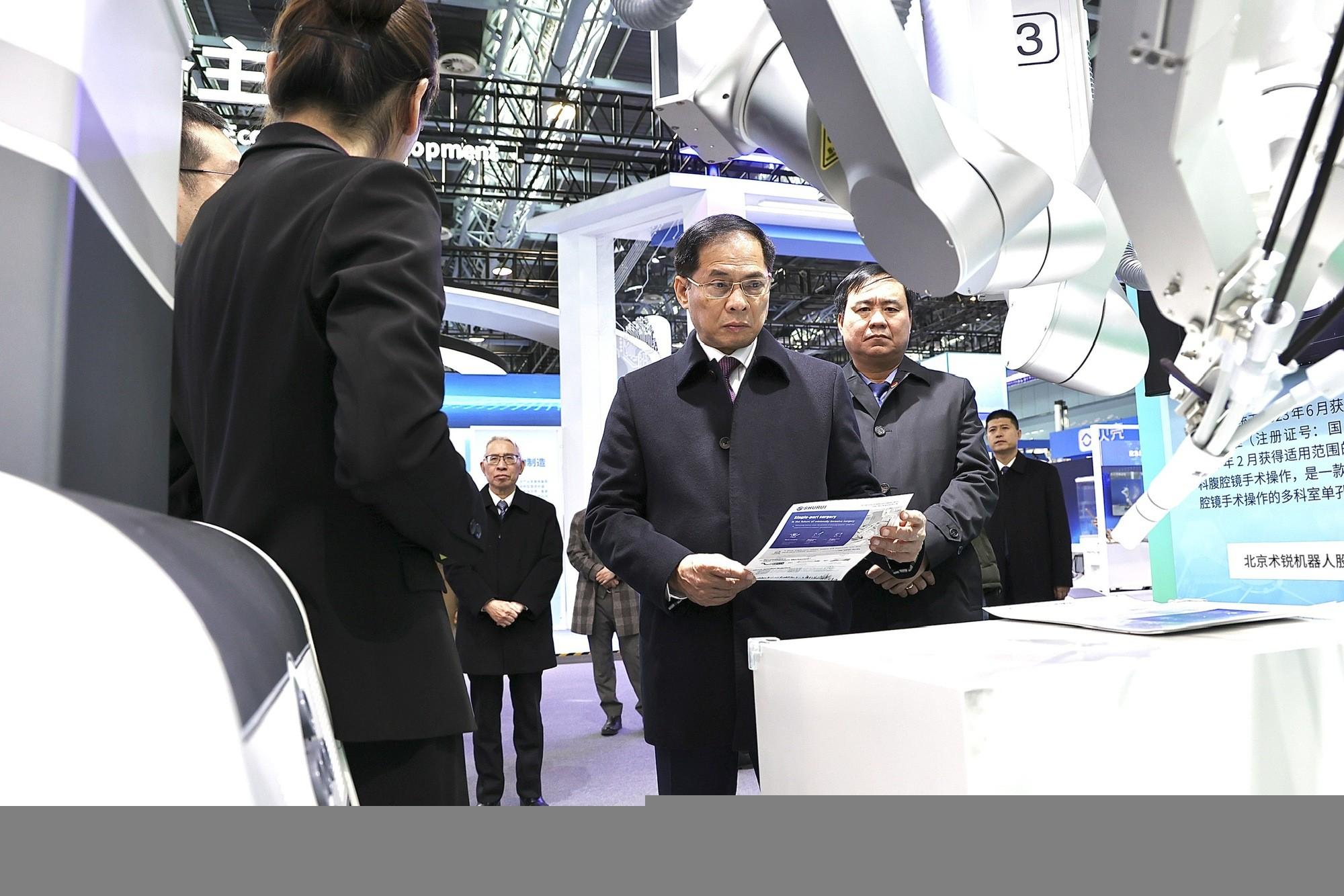 Phó Thủ tướng: Khu công nghiệp công nghệ cao Trung Quan Thôn (Trung Quốc) - hình mẫu để Việt Nam học tập Phó Thủ tướng: Khu công nghiệp công nghệ cao Trung Quan Thôn (Trung Quốc) - hình mẫu để Việt Nam học tập