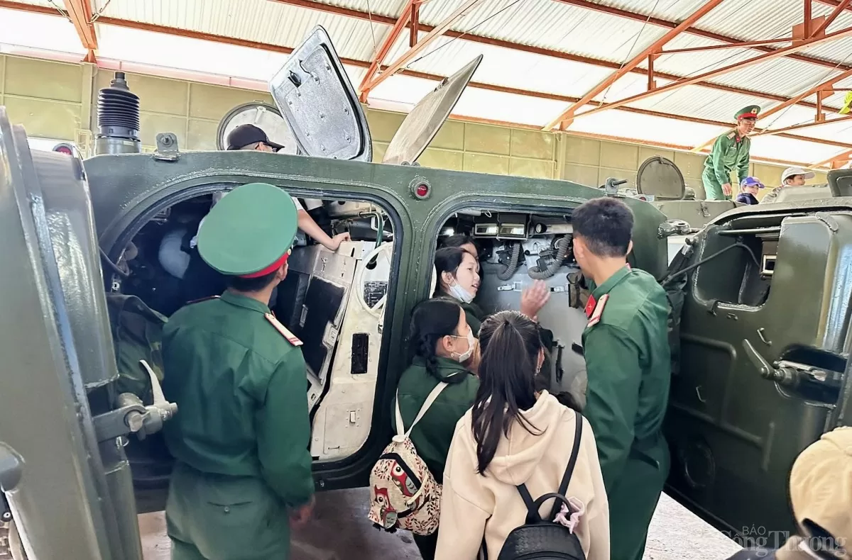 Học sinh Gia Lai hào hứng với nhiều trải nghiệm thú vị khi được hoá thân thành chiến sĩ Gia Lai: Học sinh hào hứng với nhiều trải nghiệm thú vị khi được hoá thân thành chiến sĩ