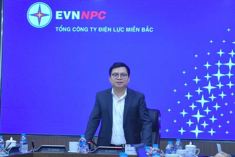 Ảnh Thứ trưởng Trương Thanh Hoài kiểm tra điện dịp Tết Ảnh Thứ trưởng Trương Thanh Hoài kiểm tra điện dịp Tết