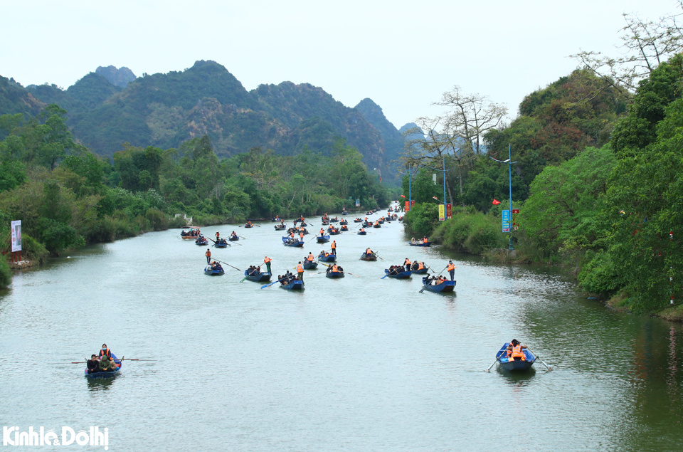 Lễ khai hội chùa Hương Xuân Ất Tỵ 2025 diễn ra tại Khu di tích và thắng cảnh Hương Sơn với chủ đề