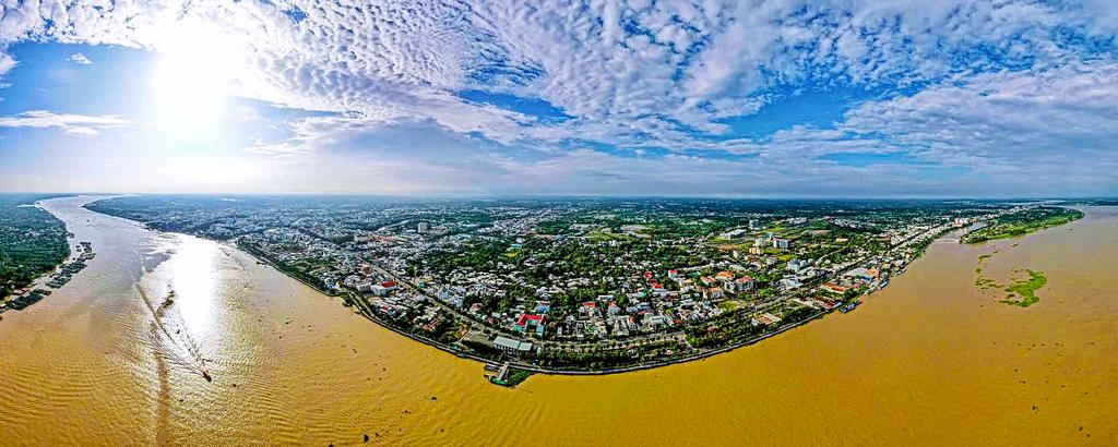 Vĩnh Long thuận lợi kết nối khu vực và liên vùng. Ảnh minh họa: Ngô Anh Khoa