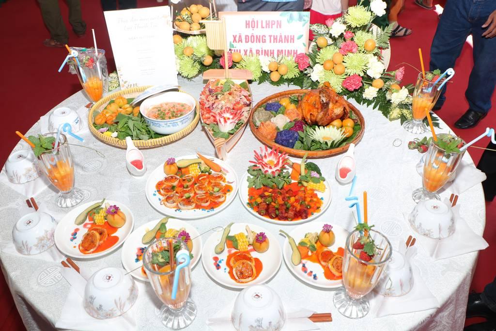 Món ăn từ thanh trà được chế biến công phu, hấp dẫn.