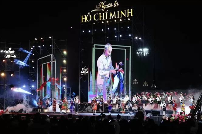 Hình ảnh Chủ tịch Hồ Chí Minh luôn được thế giới khắc ghi