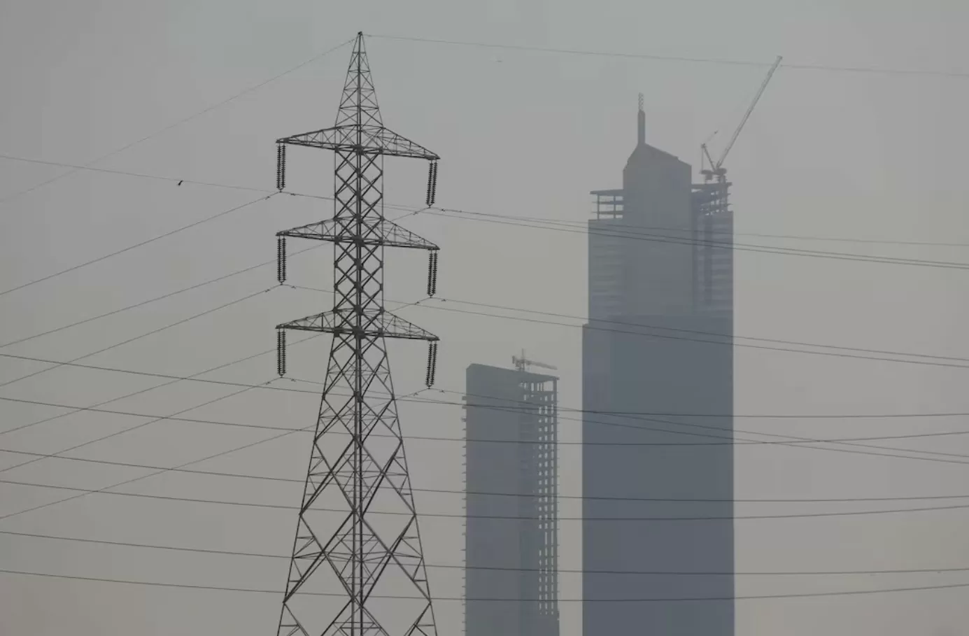 Pakistan tận dụng điện dư thừa để phát triển trung tâm dữ liệu. Ảnh: Reuters Pakistan tận dụng điện dư thừa để phát triển trung tâm dữ liệu. Ảnh: Reuters