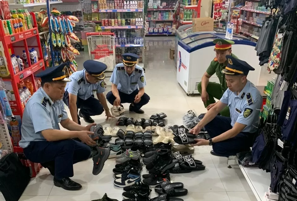Cao điểm chống hàng giả: Không chỉ là số vụ kiểm tra, xử lý