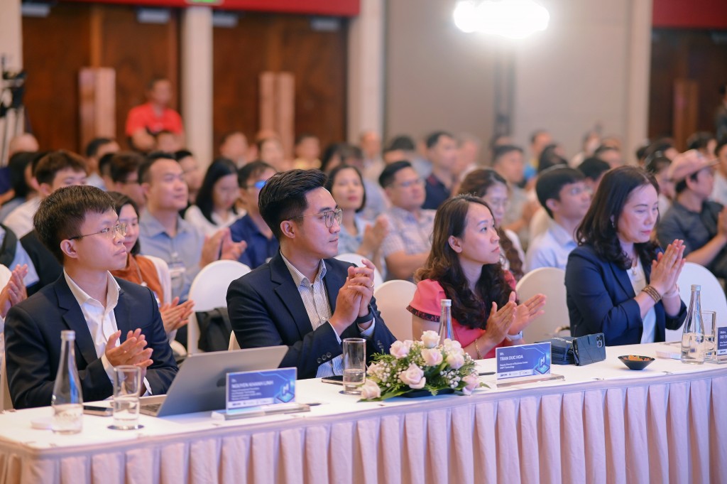 Đổi mới tương lai ngành sản xuất điện tử Việt Nam