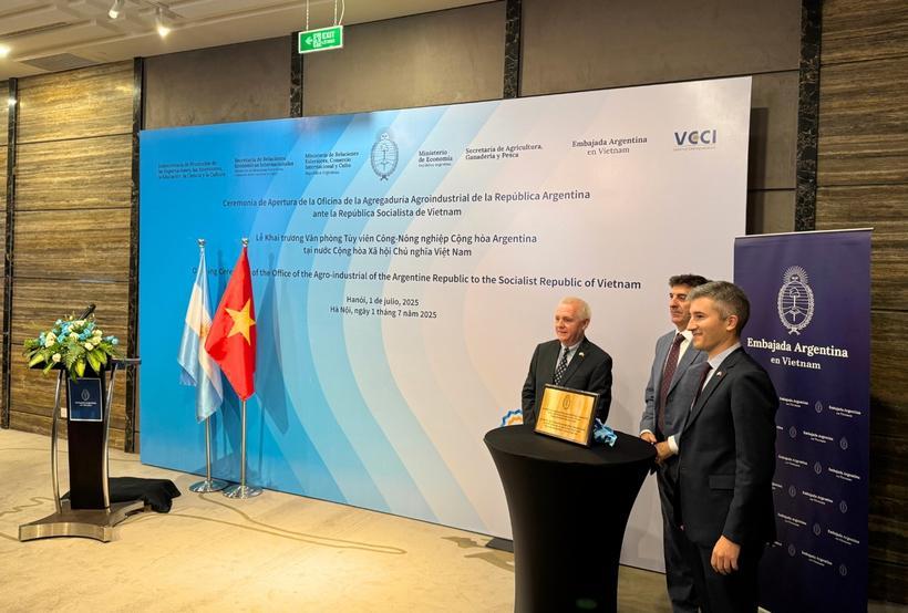 Lễ khai trương Văn phòng chuyên trách Công - Nông nghiệp của Argentina tại Việt Nam. Ảnh: Hoa Quỳnh