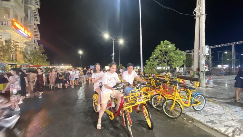 Đặc khu Cô Tô, tỉnh Quảng Ninh thu hút đông đảo khách du lịch đến thăm quan, trải nghiệm. Ảnh: Thu Anh