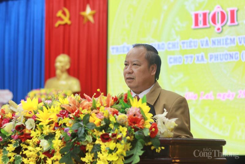 Ông Châu Ngọc Tuấn, Phó Bí thư Tỉnh uỷ, Trưởng đoàn đại biểu Quốc hội tỉnh Gia Lai phát biểu tại hội nghị