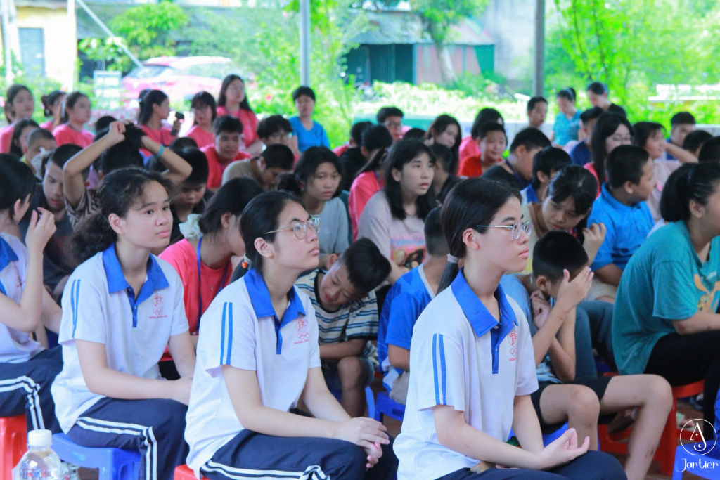 Góp phần lan tỏa những điều tốt đẹp đến cộng đồng Góp phần lan tỏa những điều tốt đẹp đến cộng đồng