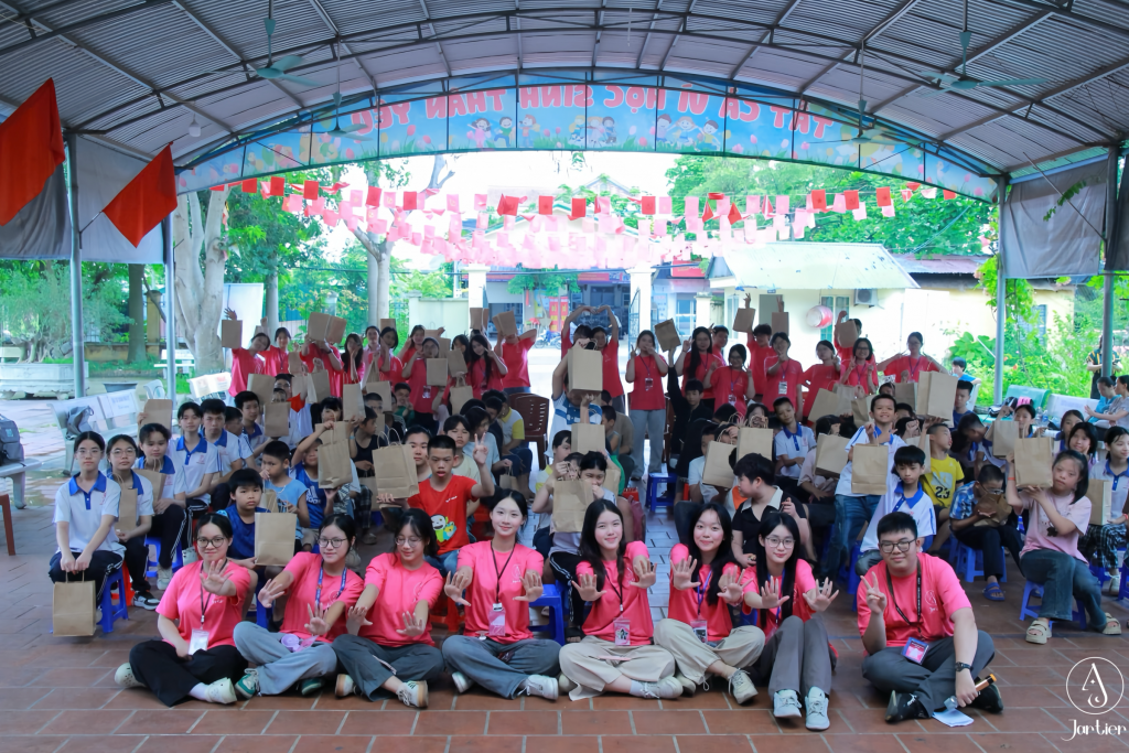 Góp phần lan tỏa những điều tốt đẹp đến cộng đồng Góp phần lan tỏa những điều tốt đẹp đến cộng đồng