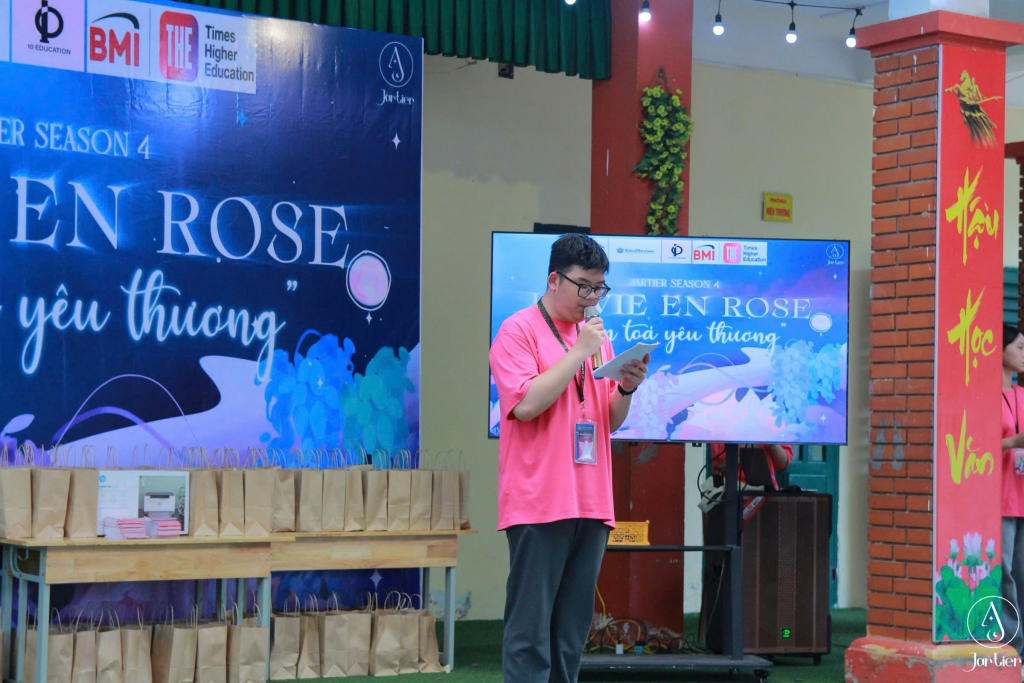 Góp phần lan tỏa những điều tốt đẹp đến cộng đồng Góp phần lan tỏa những điều tốt đẹp đến cộng đồng