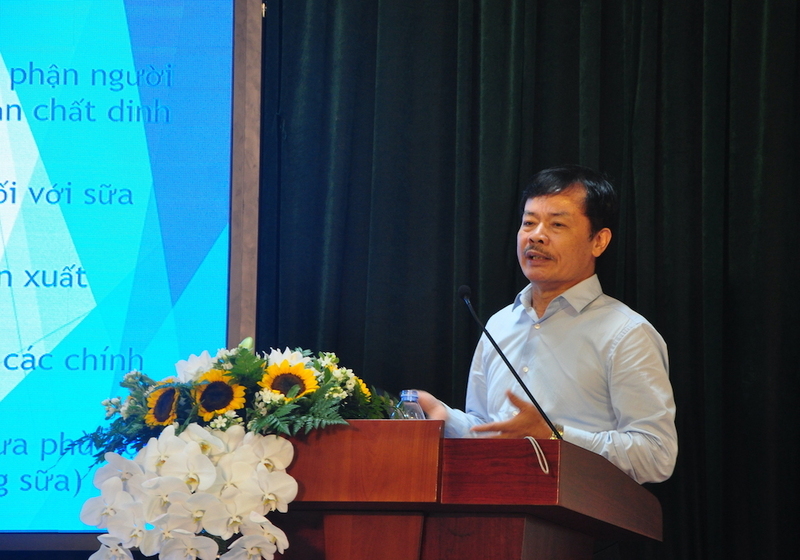 Ông Nguyễn Xuân Dương, Chủ tịch Hội Chăn nuôi Việt Nam phát biểu tại hội thảo
